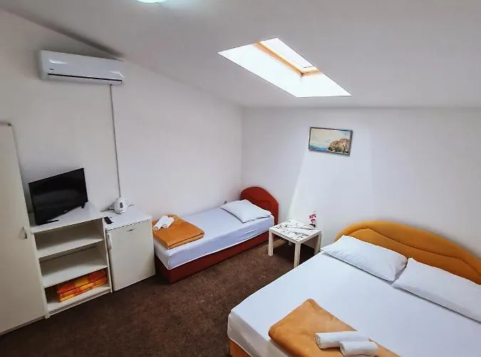 Pensión Davorka Neum